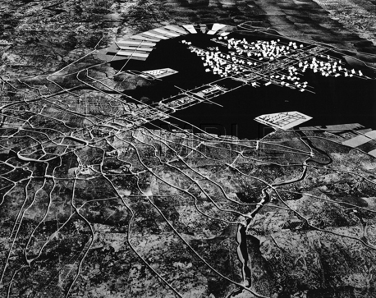 A Plan for Tokyo 196...