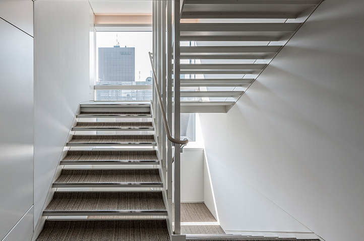 ぬ利彦ビル南館 | Works | シミ...