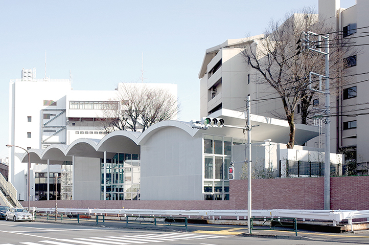 日本女子大学 百二十年館・杏彩館 | W...