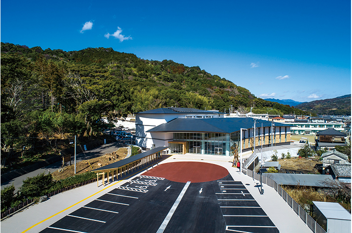 安田町役場 | Works | シミズの...