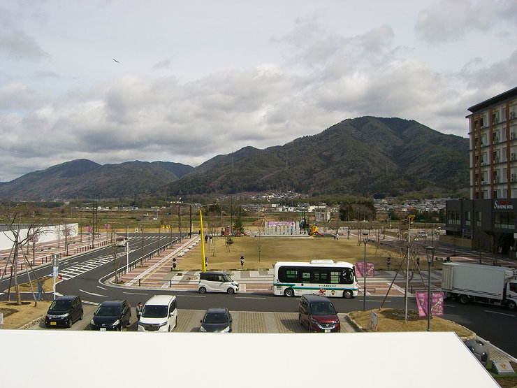 亀岡駅北土地区画整理事業　道路築造等整備...