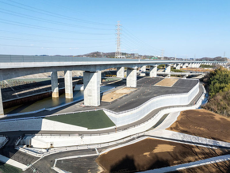 施工実績：土地造成｜シミズの土木｜清水建...