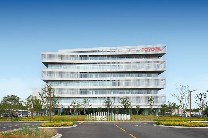 先端技術研究開発センター | Works...