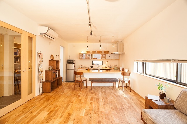 埼玉モデル 写真集 デザイン住宅ソラマド...