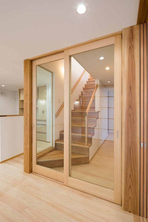 柔らかな光の家