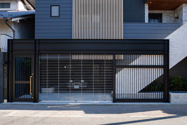 YY_WORKS Works 格子で整理...