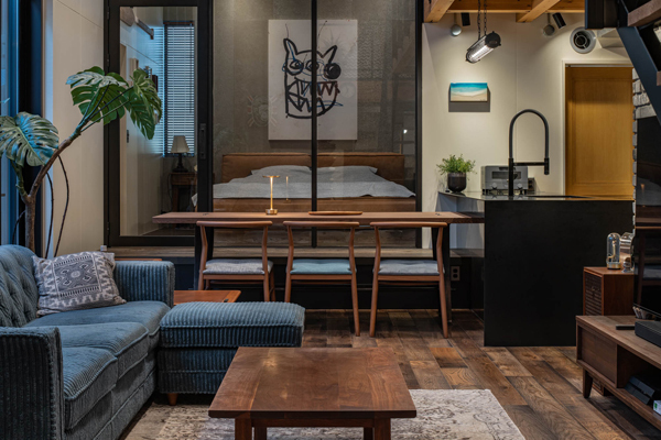 YY_WORKS Works LARGE...