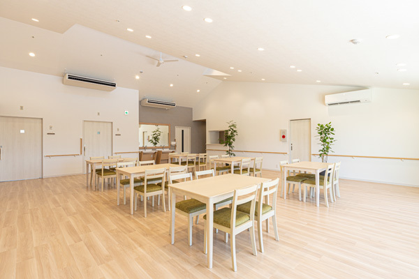 YY_WORKS Works SAKUS...