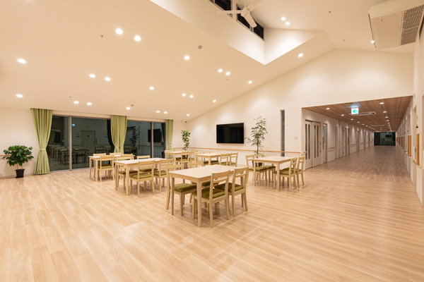 YY_WORKS Works SAKUS...