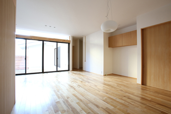 YY_WORKS Works 大きな赤い...