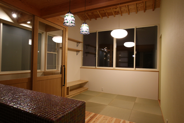 YY_WORKS Works 大きな赤い...