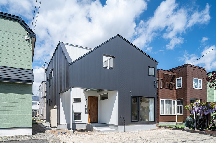 White Prism | 富谷洋介建築...