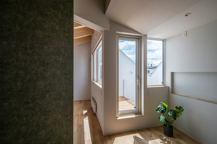 White Prism | 富谷洋介建築...