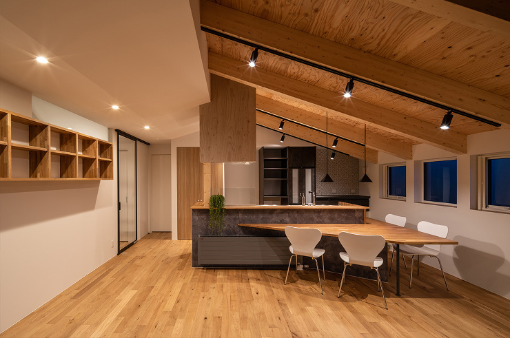 White Prism | 富谷洋介建築...