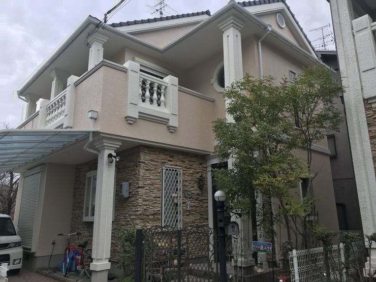 奈良市にて外壁のひび割れ雨漏りの不安！外壁塗装　高性能フッ素塗装