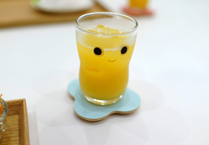 屋鋪木工所（やしき木工所）ロゴデザイン　設計・施工 イッコー建築事務所