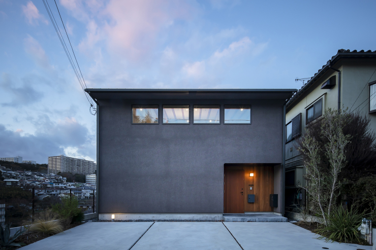 sp-detail__titles--img