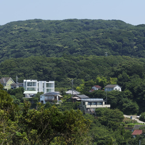 南葉山デュオ NAKAE ARCHITE...