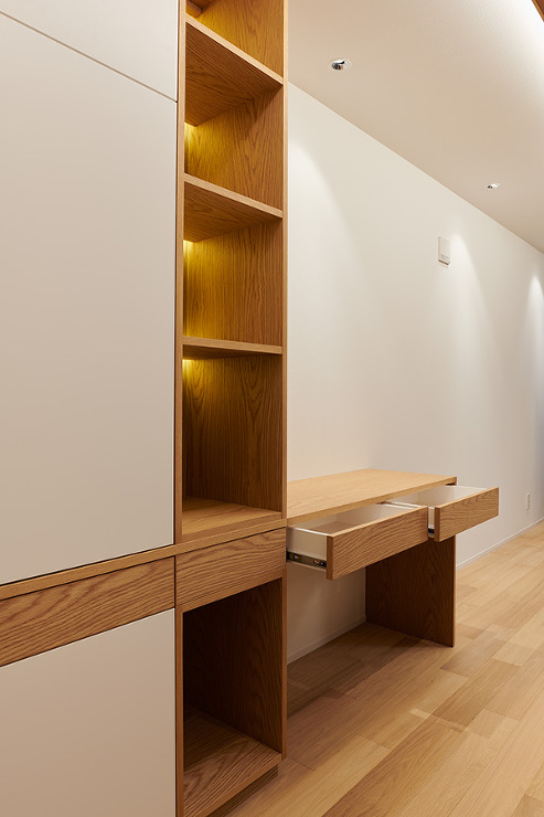 I邸 デスク一体型収納 ? クラフトワー...