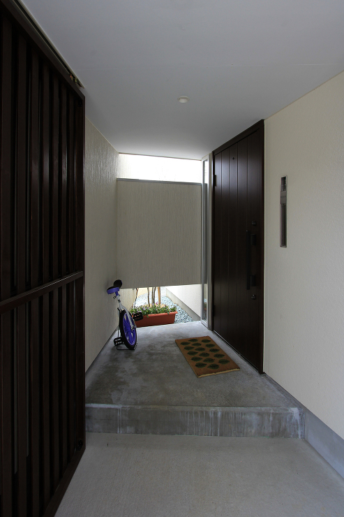 U-shape Frame - 東北の新...