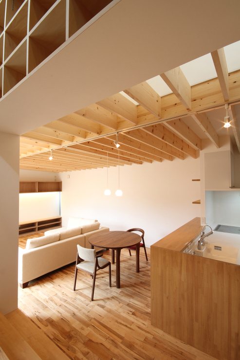 トリプルガーデンハウス - 東北の新築注...