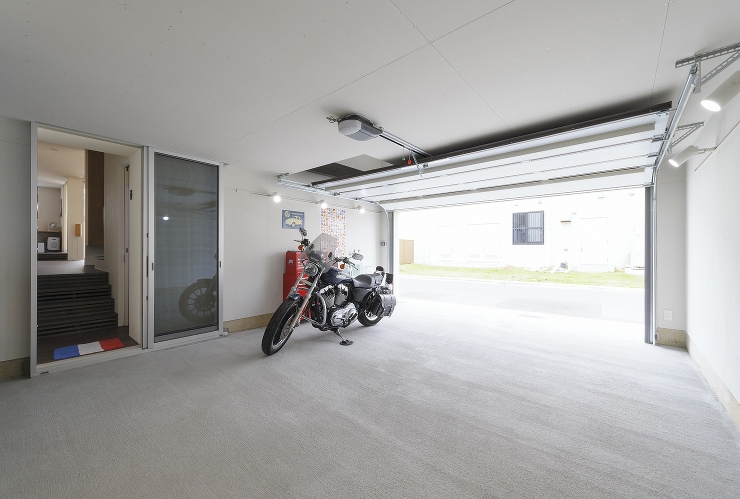 「6輪」Garage - 東北の新築注文...