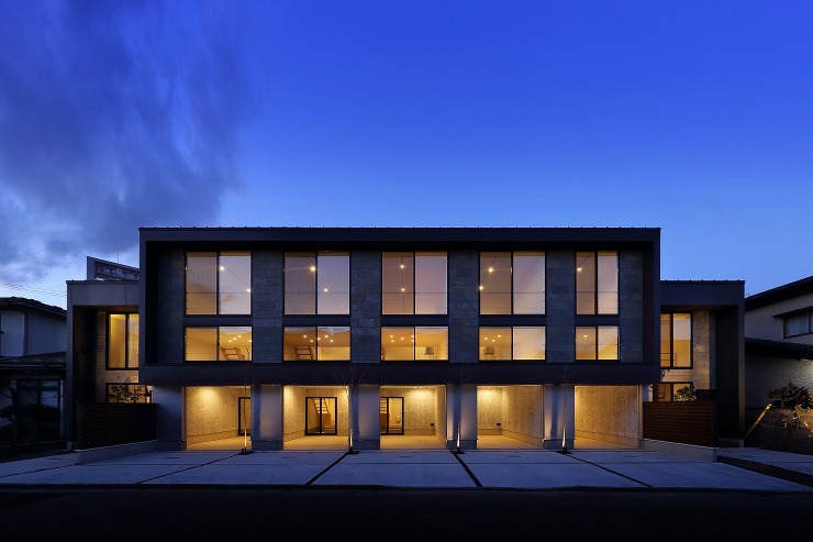 LA MAISON NOIRE