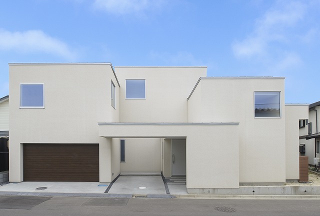 「6輪」Garage