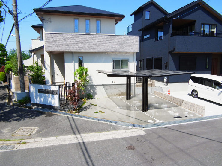 角地の外構