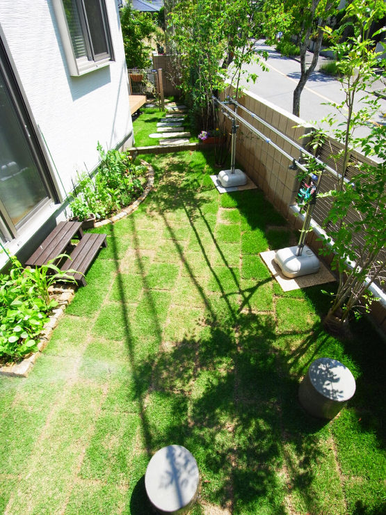 芝生庭