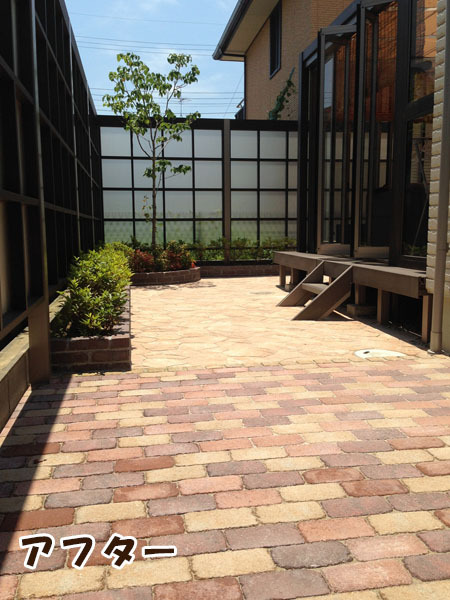 庭の砂利を撤去して子供が安全に遊べる庭に...