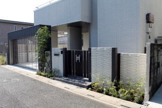 さいたま市　2台用　シャッター