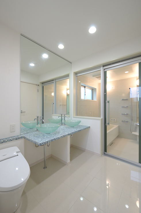 上に庭がある賃貸併用住宅 | Works...