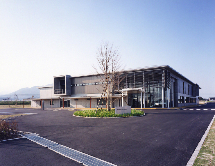 鳥取県大山町役場 | Works | Y...
