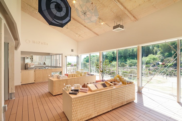 金蛇水神社外苑 SandoTerrace