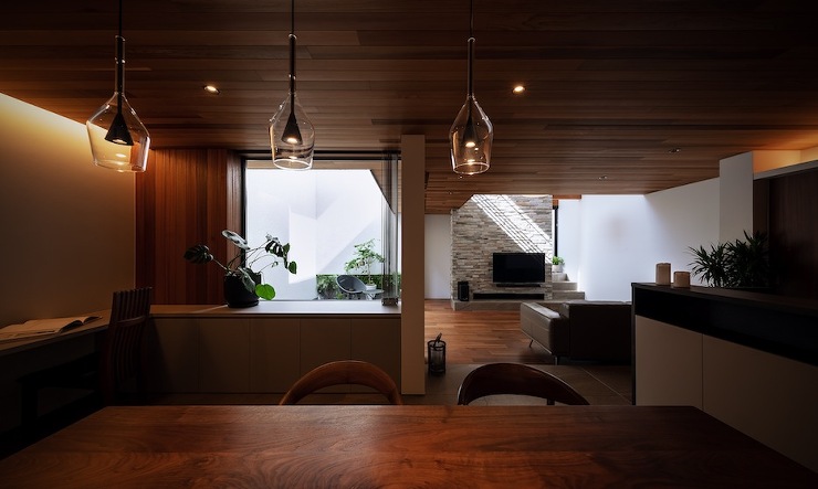 木と石のリゾートコートハウス | 大阪 ...