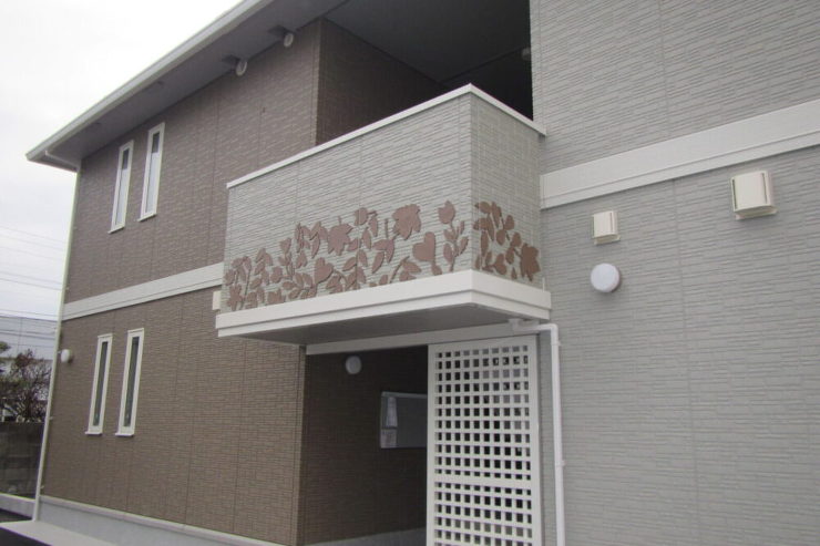 バルコニーのみのデザイン塗装事例
