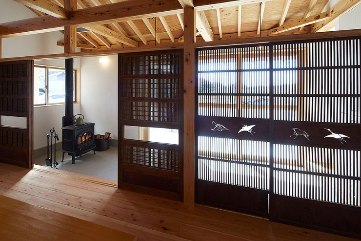 アンティーク建具居間薪ストーブ