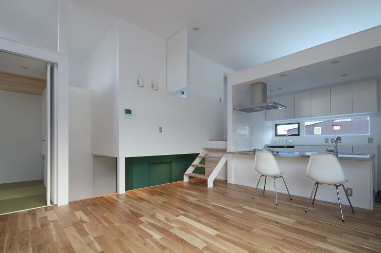 ５つのフロアレベルを持つスキップフロア住宅