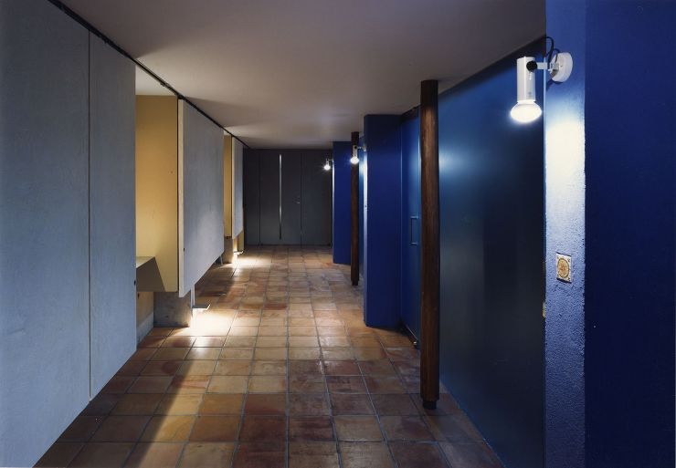 音楽スタジオ、ホームシアターを持つコートハウス