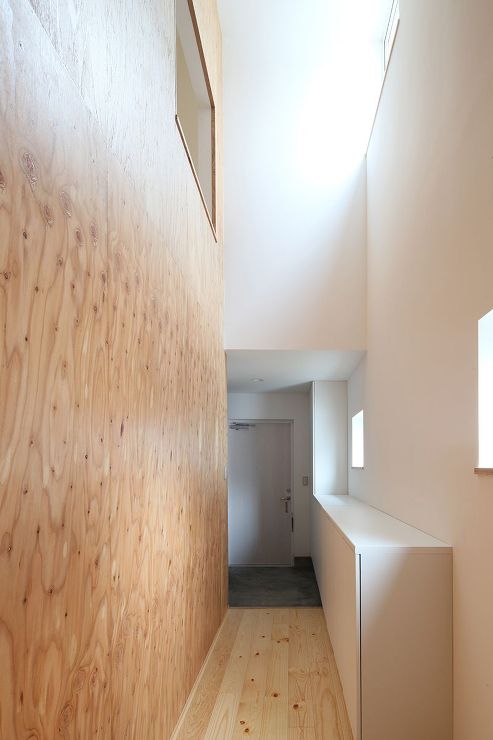 どこにいても気配を感じる5つの吹抜を持つ住宅