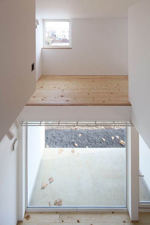 どこにいても気配を感じる5つの吹抜を持つ住宅