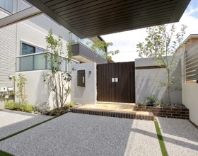 Ｕスタイルアジェストで創る門廻り OPENからCLOSE空間に変化する素敵なGARDEN STYLE・・・豊橋市Ｉ様邸