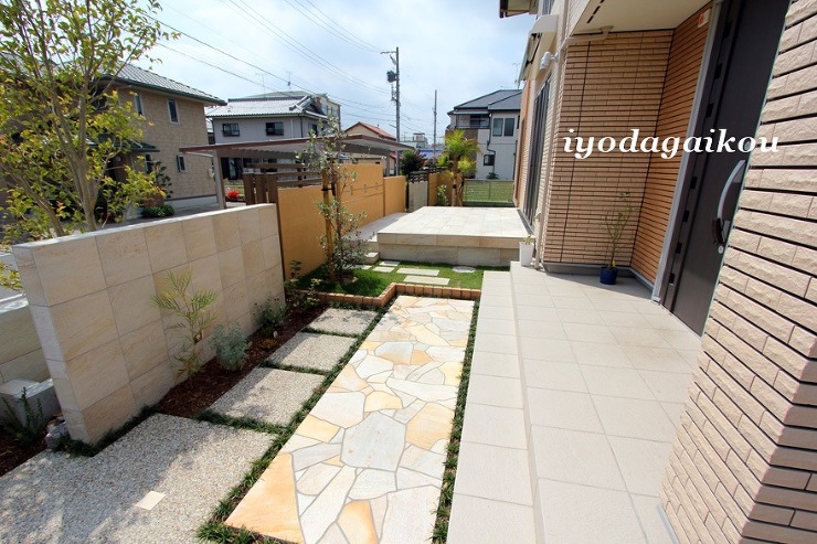施工例　〜高台でゆっくり流れる素敵な時間...