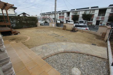 施工例　〜雰囲気プラスα　駐車場増設のリ...