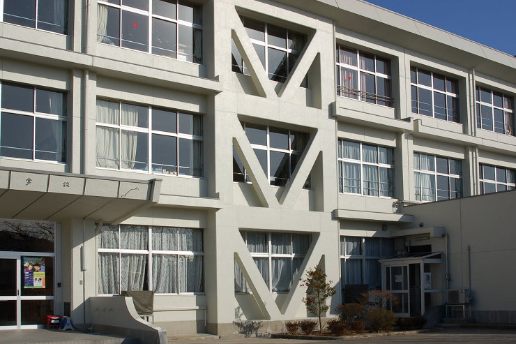 庄小学校(耐震補強)｜(株)田淵建築設計...
