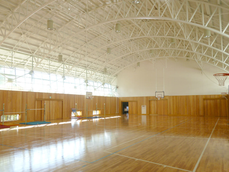 作見小学校体育館(リニューアル)｜(株)...