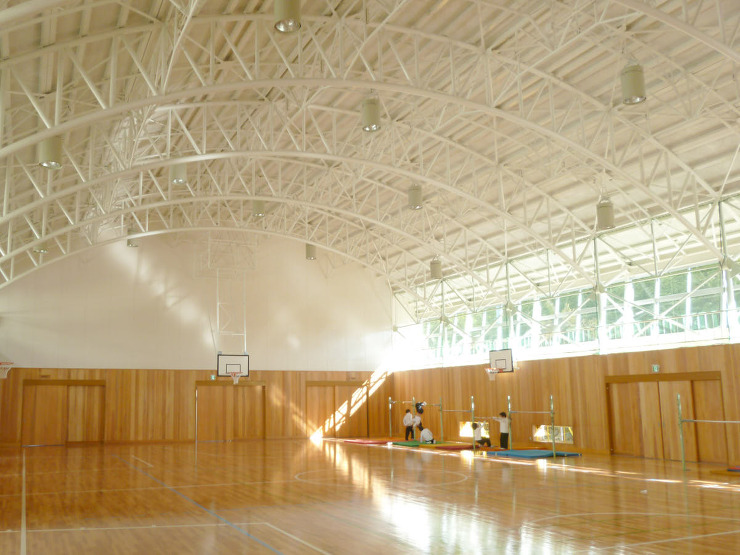 作見小学校体育館(リニューアル)｜(株)...