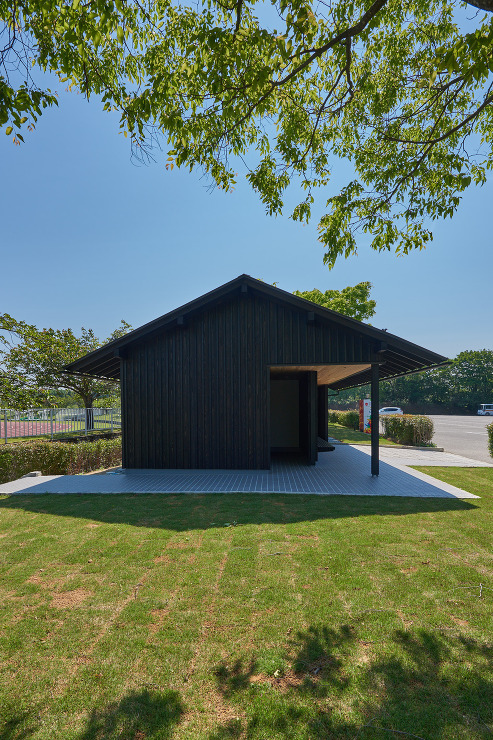 加賀市中央公園 スポーツセンター前トイレ...
