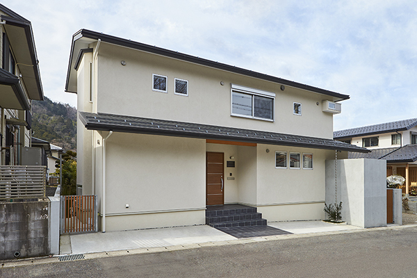 三田洞東３の家